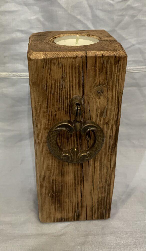 Ρεσώ από ξύλο με metal στοιχείο