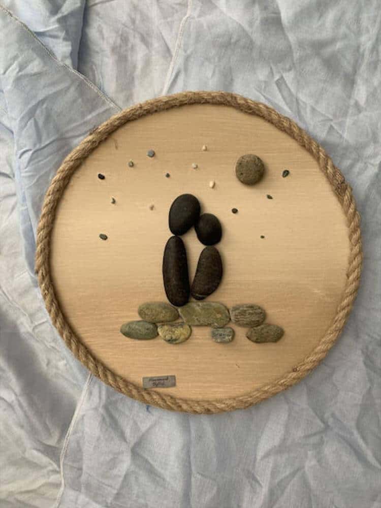 Καμβάς με βότσαλα