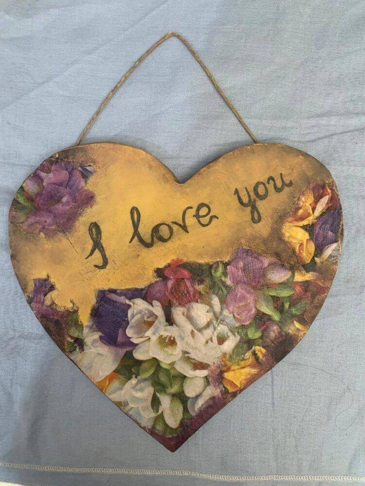 Διακοσμητικό από ξύλο "μήνυμα αγάπης"