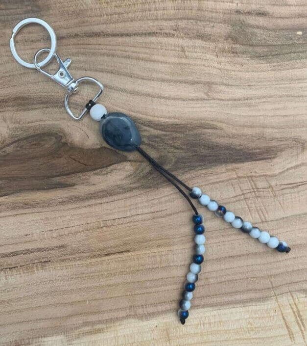 IMG_5877 ΜΠΡΕΛΟΚ με χάντρες μπλε πέτρα - Image 1