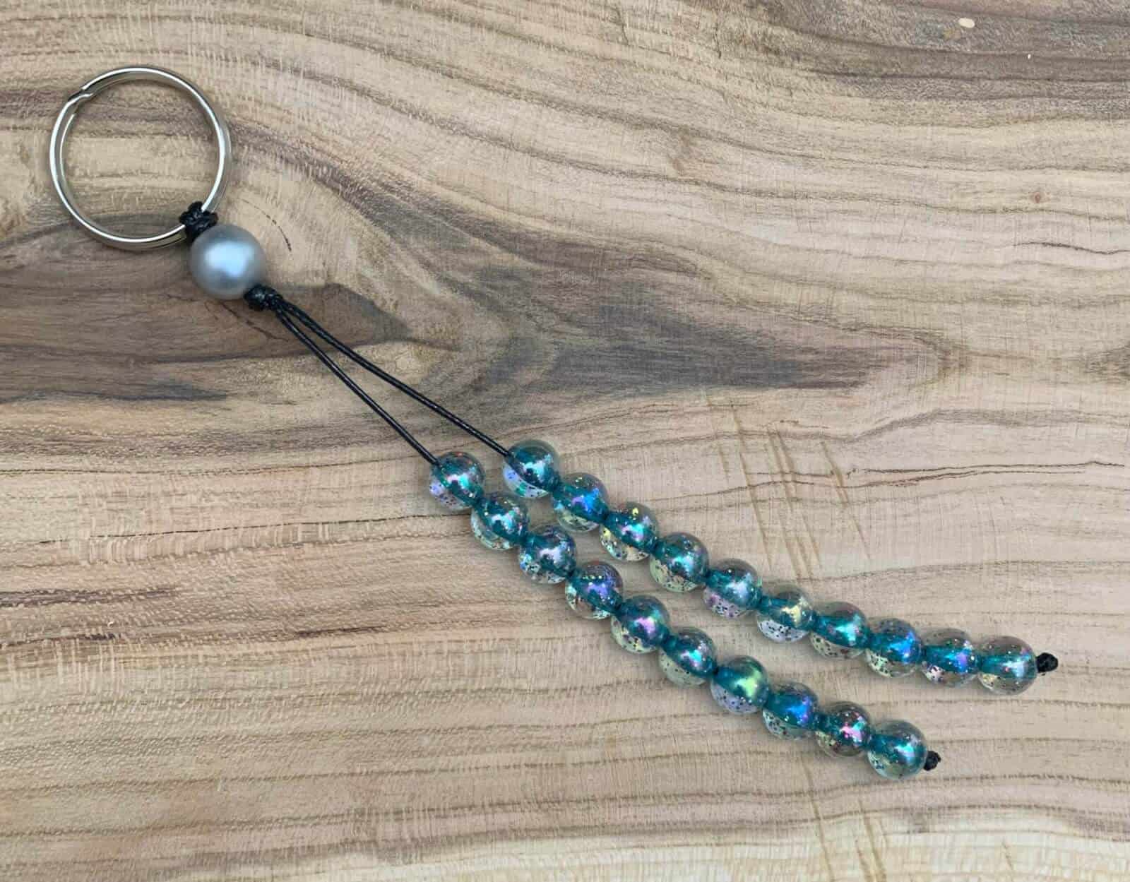 IMG_6013 ΜΠΡΕΛΟΚ με χάντρες γαλάζιες - Image 1