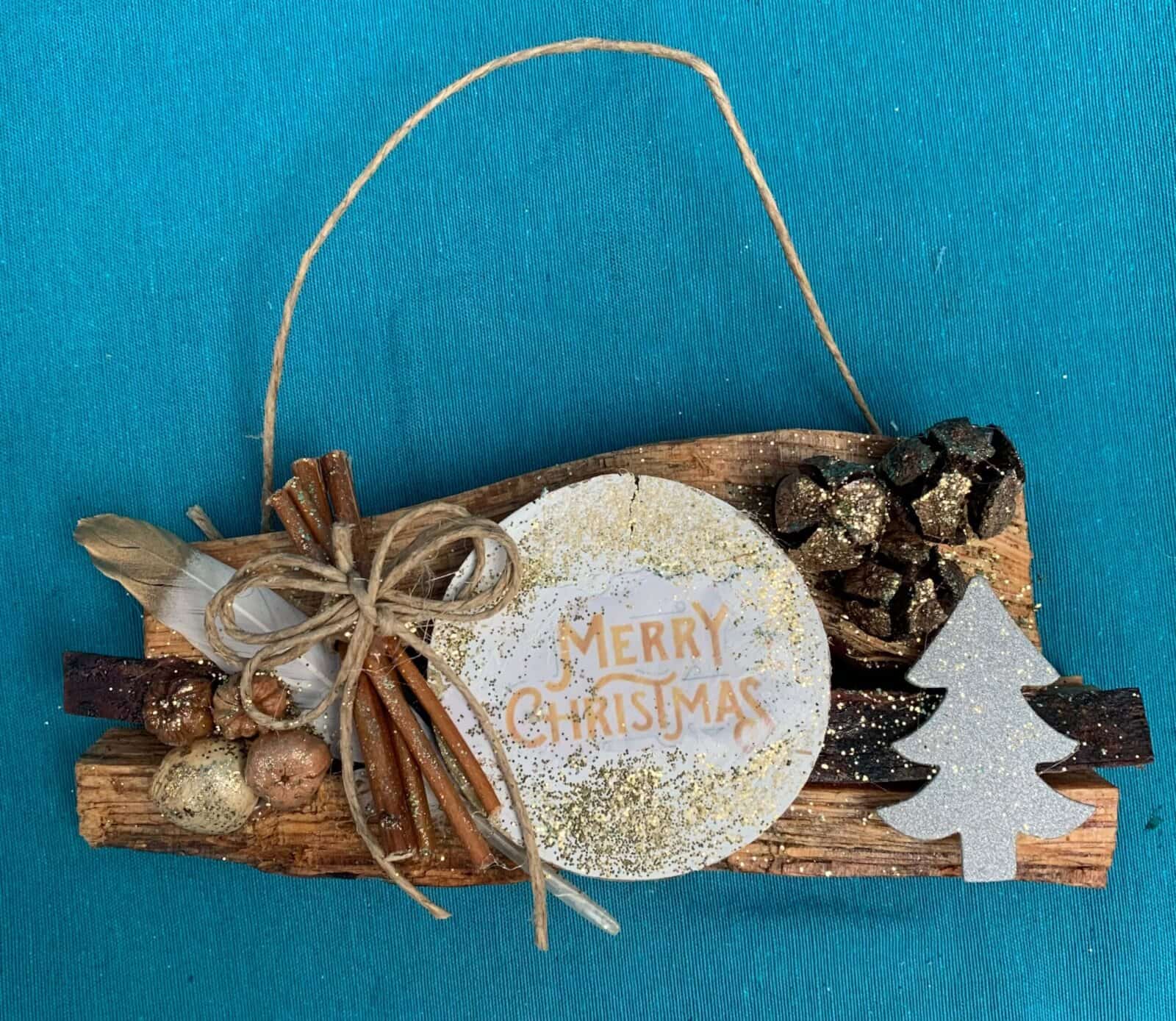 Χριστουγεννιάτικο κρεμαστό τοίχου